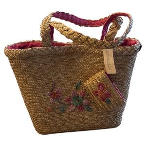 Charlotte NWT Straw Beach Bag Tote & Mini Pouch Tropical Floral Boho